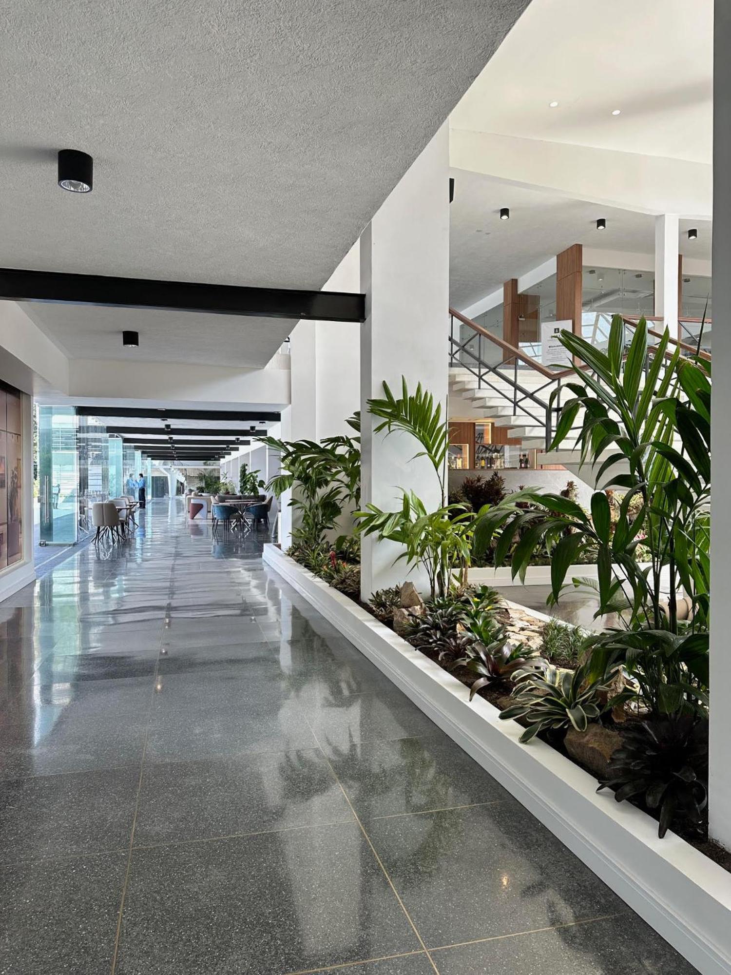 Eurobuilding Tama San Cristobal Ξενοδοχείο Εξωτερικό φωτογραφία