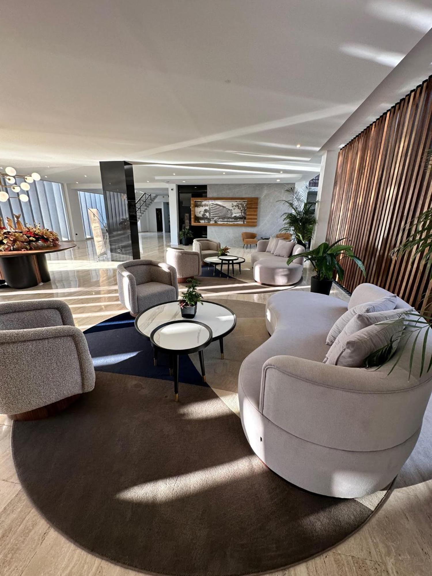 Eurobuilding Tama San Cristobal Ξενοδοχείο Εξωτερικό φωτογραφία